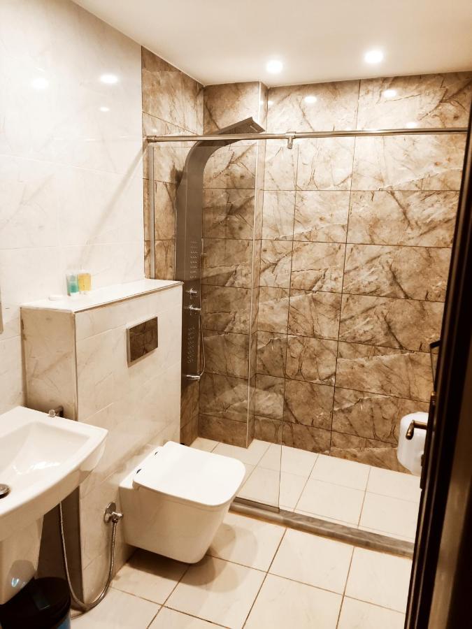 Golden Hotel Amman Exterior foto